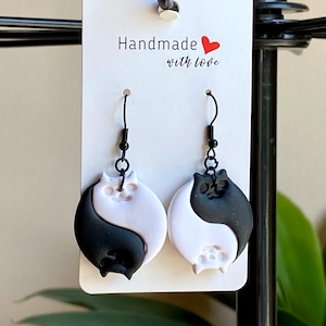 Yin Yang Earrings – Handmade Polymer Clay Earrings, Black & White Balance Jewelry, Spiritual Zen Gift, Yin Yang Cat Earrings