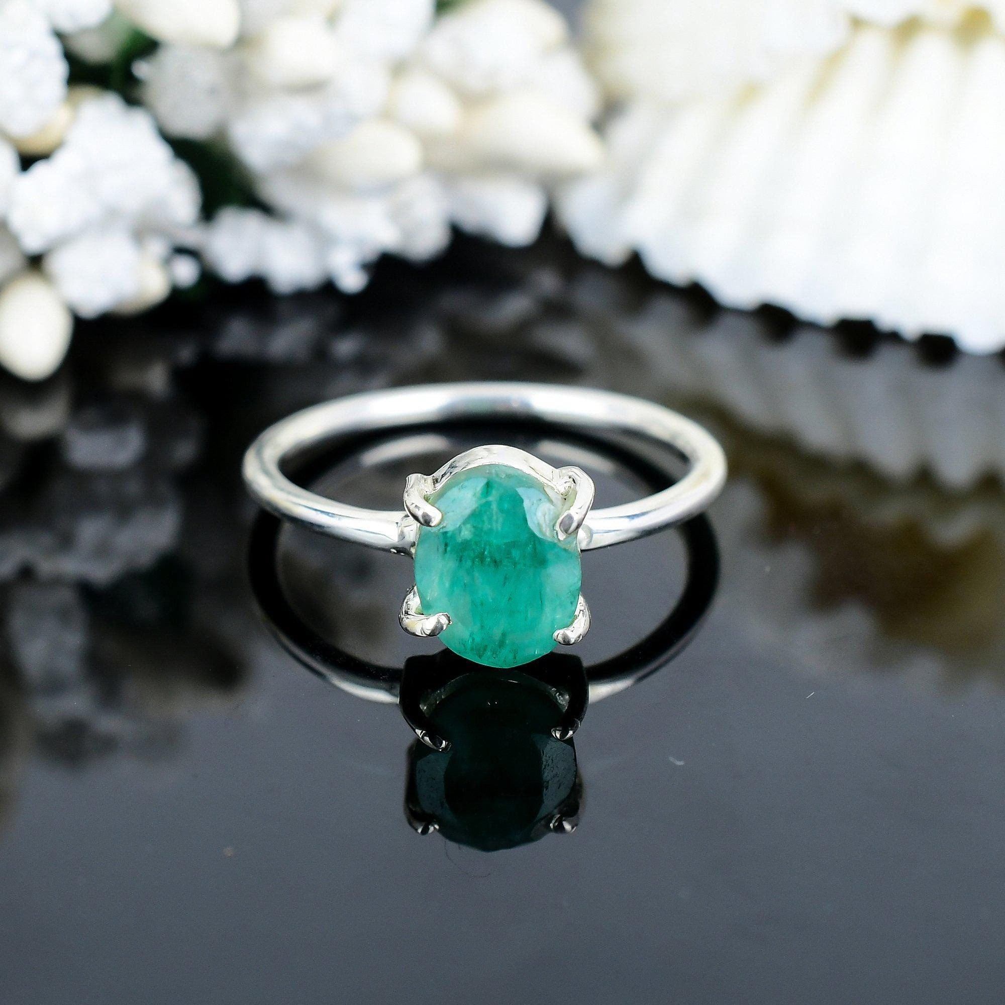 天然エメラルドシルバーリング：ハンドメイドミニマリストプロミス