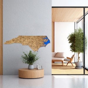 Carte en bois 3D de Caroline du Nord, art mural, décoration murale de carte d'état, cadeau personnalisé, cadeau de pendaison de crémaillère, carte de l'état du comté