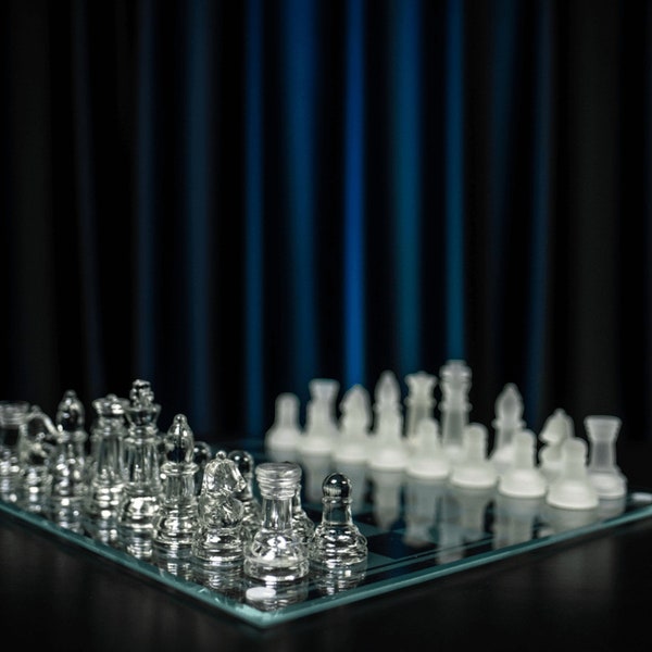 Crystal Series Small Glass-Made Classic Chess Set (20x20 cm Board)