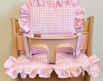 Dwuczęściowy zestaw poduszek wodoodpornych do Stokke Tripp Trapp Baby Set falbanki kratka jasny róż