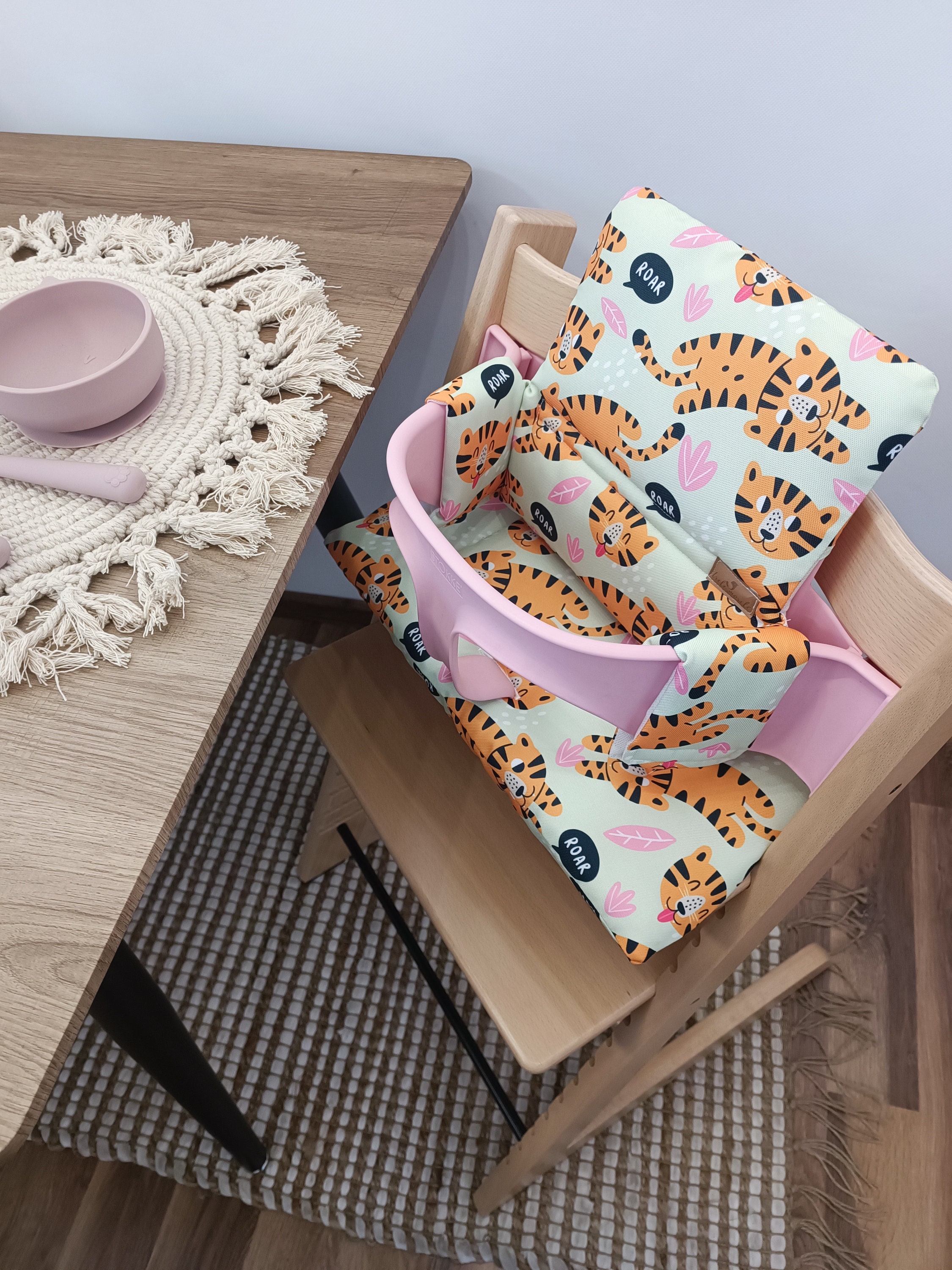 Stokke Tripp Trapp Baby Cushion 2個セット Amazon.com : Stokke Tripp Trapp High Chair 2 (White) +
