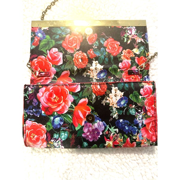 NWOT - Steve Madden Floral clutch small scratches (see pics)