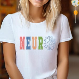 Neurologist Shirt, Floral Brain Tee for Doctors, Neuro Nurse Gift, Medical Professional T-Shirt, Brain Anatomy Shirt