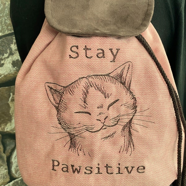 Rucksack Tasche handgenäht, bestickt mit glücklicher Miezekatze,  limitierte Auflage