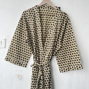 Floral Cotton Kimono Robe: Japanese Style Dressing Gown
