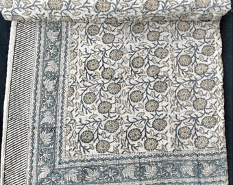 Colcha Kantha de algodón hecha a mano: Cubrecama con estampado floral hecho a mano.