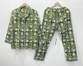 Conjunto de pijama floral de algodão: Roupa de dormir para o verão indiano