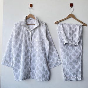 Floral Print Cotton Pajama Set: Bohemian Sleepwear