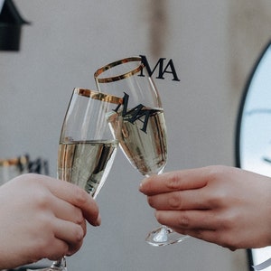 Etiquetas de champán personalizadas, iniciales de boda, letras de bebidas, etiquetas de vidrio, iniciales, decoraciones de boda, novia y novio personalizados