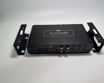 MOTU M4 テーブルマウントスタジオサウンドミニマル - シンプルで