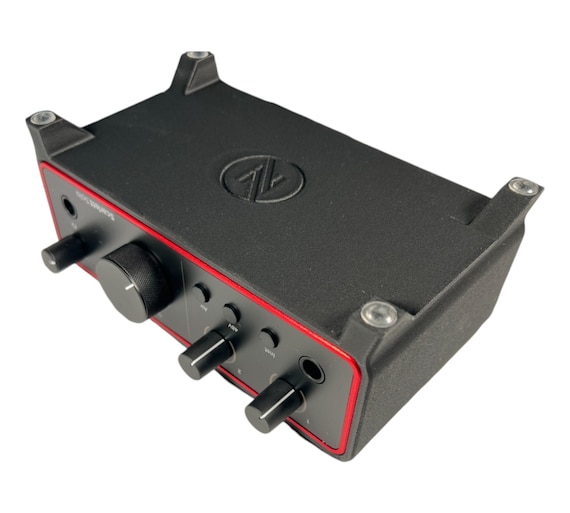 Focusrite Scarlett Solo Desktop Stand Studio Sound Minimalistic