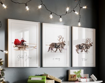 Santa Claus viene a las impresiones de la ciudad, Galería de Navidad Conjunto de 3, Santa Claus con trineo, Decoración imprimible de Navidad, Reno montando Santa