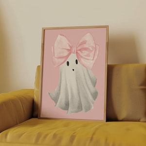 Pu&ograve; includere: Un fantasma rosa e bianco con un fiocco rosa sulla testa. Il fantasma &egrave; su uno sfondo rosa.