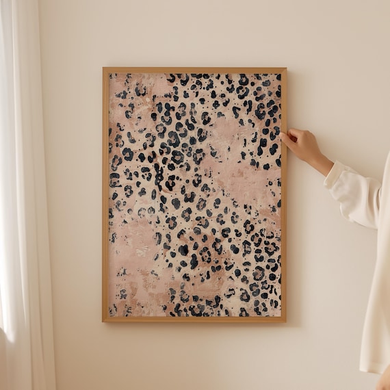 Trendy Leopard Wall Art, Leopard Pattern, Cheetah Prints, Textured Wall Art, Blush Pink Decor, Aesthetic Apartment Decor, DIGITAL DOWNLOAD