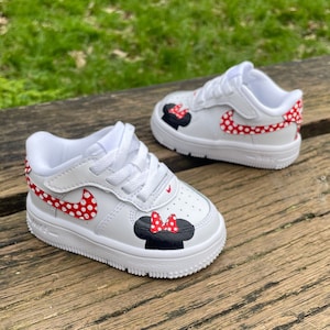Personalised kids trainers top