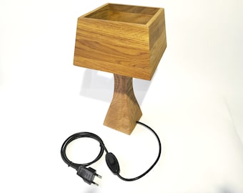 Lámpara moderna de madera de roble para oficina. Lámpara de escritorio de madera, decoración de salón.