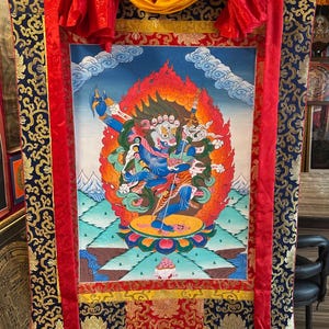 Marco de brocado de seda con pomo metálico, marco tradicional para pintura thangka.