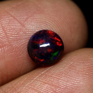 7mm Opal Round cabochon- Natural Black Ethiopian Fire opal- Black Opal - Welo fire opal - October birthstone - Opal Stone-Opal Cabochon.