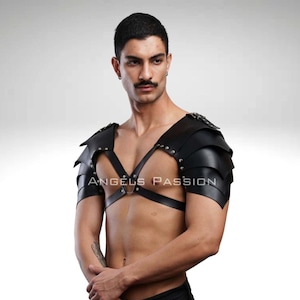 Leder Gladiator Rüstung Harness: Verstellbares Spartan Kostüm