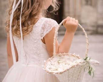 Blumenkörbchen Streukörbchen Trockenblumen Weiß Hochzeit Blumenkind  25 x 19 x 32 LEA