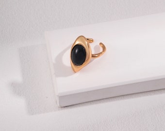 Pure Silver Agate Ring - Unique Artisan Jewelry - Adjustable Size, Vintage Gold and Silver Elegance