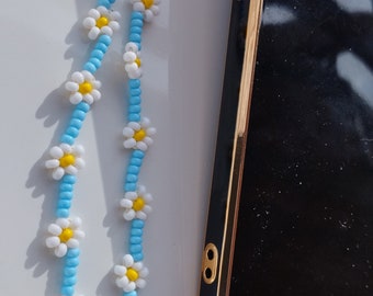 Personalized Daisy Bead Phone Charm: Colorful Mobile Accessory