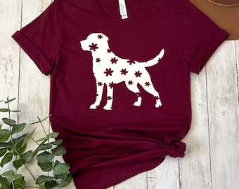 Labrador Retriever Floral Flowers T-shirt, Lab Mom, Lab Lover, Labrador Shirt, Labrador Retriever Gift, Retro Tee, Dog Mom Gift, Lab Shirt