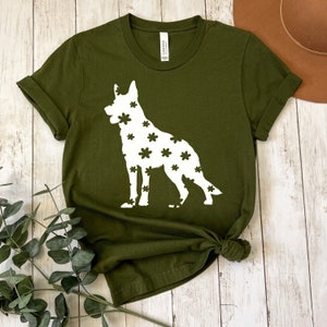 Camiseta de flores florales de pastor alemán, mamá de perro, propietario de pastor alemán, amante del pastor alemán, camisa de pastor alemán, regalo de pastor alemán