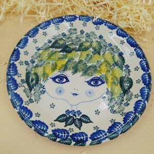 Hand-painted plates image 2