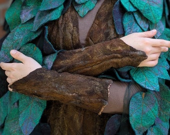 Mystic Tree Bark Bracers, Woodland Druid Armor, Forest Wool Gauntlets