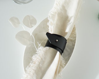 Custom Italian Leather Napkin Rings: Personalized Table Decor