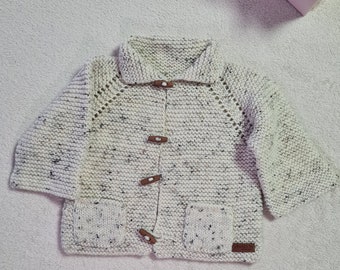 Handgestrickte Jacke