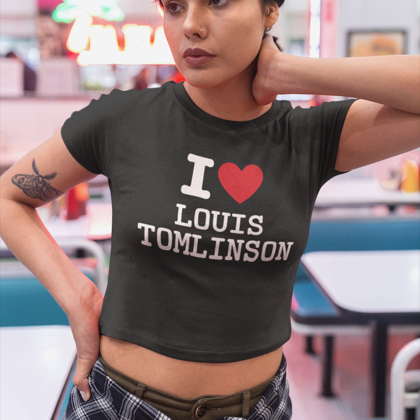 GabrielshopID Louis Tomlinson World Tour Design Top Tee Vintage Unisex T-Shirt , Long Sleeve , Sweatshirt Retro T-Shirt