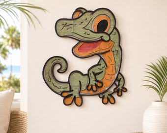 FUN GECKO Wood Wall Art