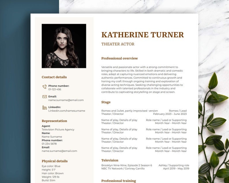 ACTRESS / ACTOR STYLISH Resume for Theatre. Text and Sections ...
