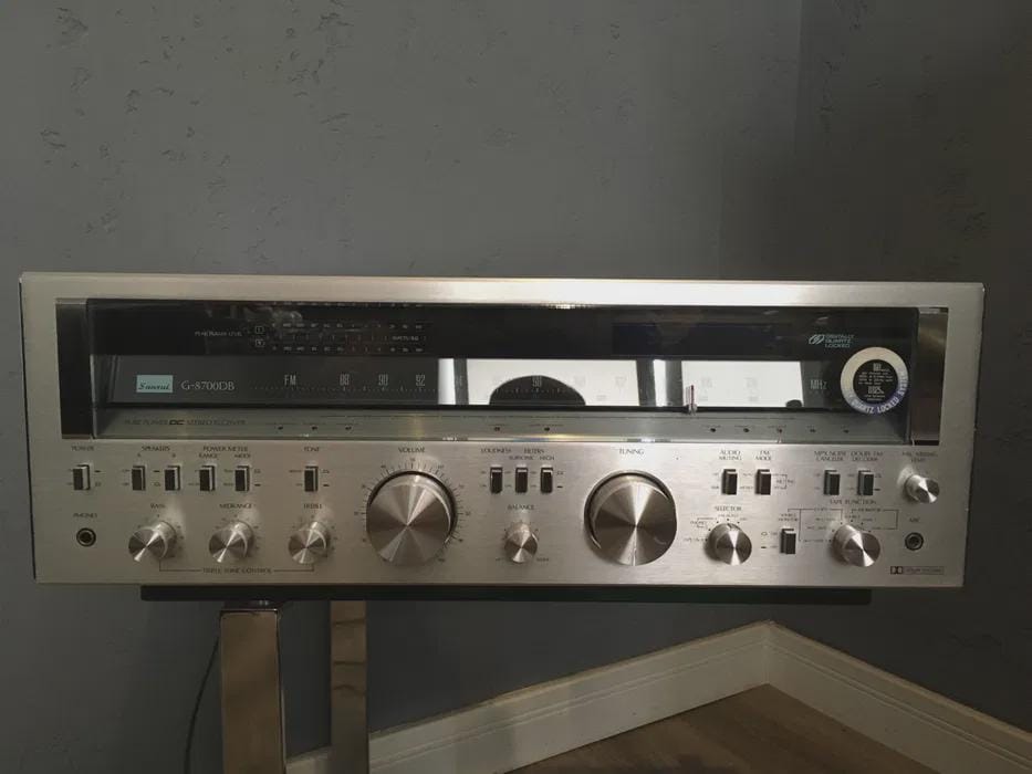 Sansui G-8700DB Stereo Receiver – Monster Hi-end Vintage (1979