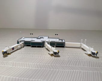 1:400 Regional Airport Terminal with 3 Functional Jetways