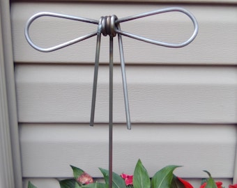 1 bow raw steel flower stake pot and garden art