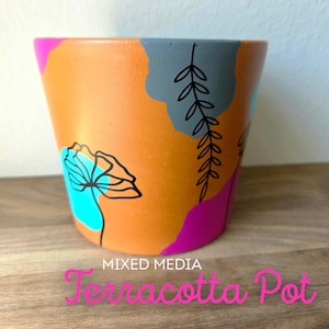 Mixed Media Terracotta Planter Pot: Boho Floral Design
