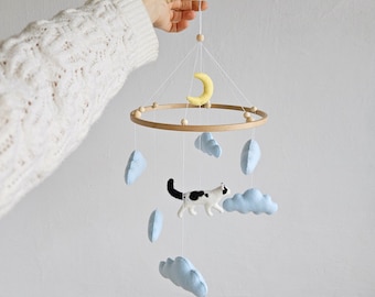 Custom Cat Baby Mobile Felt Cat Baby Mobile For Nursery Decor, Baby Shower&#39;s Gift, Gift for Cat Lovers, Gifts for pregnant sister