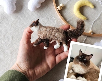 Custom Cat Baby Mobile Felt Cat Baby Mobile For Nursery Decor, Baby Shower&#39;s Gift, Gift for Cat Lovers, Gifts for pregnant sister