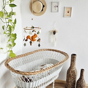 Mobile woodland Squirrel mobile Woodland animals baby mobile Forest crib mobile Minimalist baby crib mobile Boho nursery mobile Shower gift