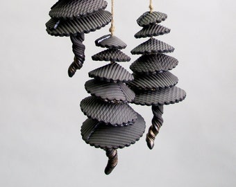 Wind chime made of black ceramic, decorative sound toy for garden, balcony and home, handmade
