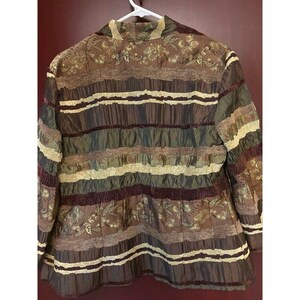 Vintage patchworkjas in bruin, groen en goud met bloemenprint, maat 16. afbeelding 3