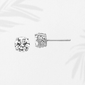 Sterling Silver Rhodium-plated CZ 6.5mm Stud Post Earrings