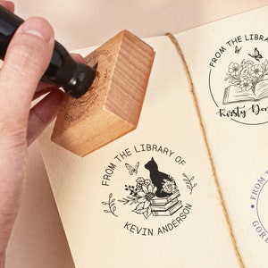 Sello de libro personalizado / 36 diseños / Grabador personalizado / De la Biblioteca de la Biblioteca / Sello de goma / Regalo para amantes de los libros / Sello Ex Libris / Sello de biblioteca