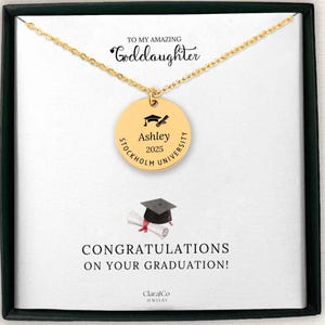 Collier de remise des diplômes de la promotion 2025, nom personnalisé et bijoux gravés par l'université, cadeau pour filleule, cadeau personnalisé pour diplômé