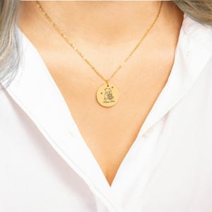 Dainty gold necklace
Length: 20 in /50 cm