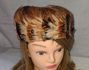 Sale vintage feather hat 1950s 60s round cream rust brown feather hat boho 22 in.